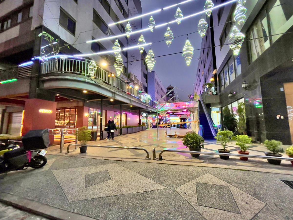 Oro旅宿 Đài Trung Ngoại thất bức ảnh
